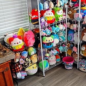 LIQUIDATION Squishmallows